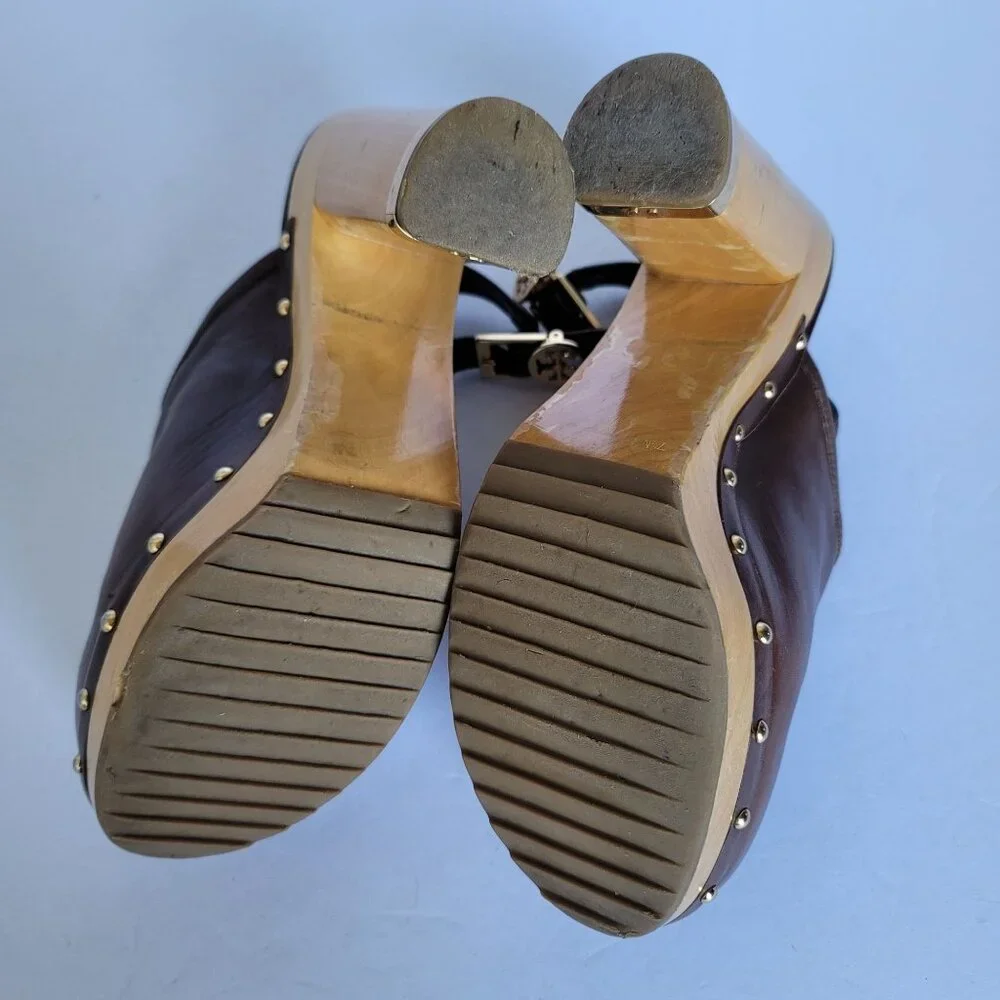 Tory Burch Brayden Perforated Leather Logo Slingback Wood Clogs. Size 7.5M